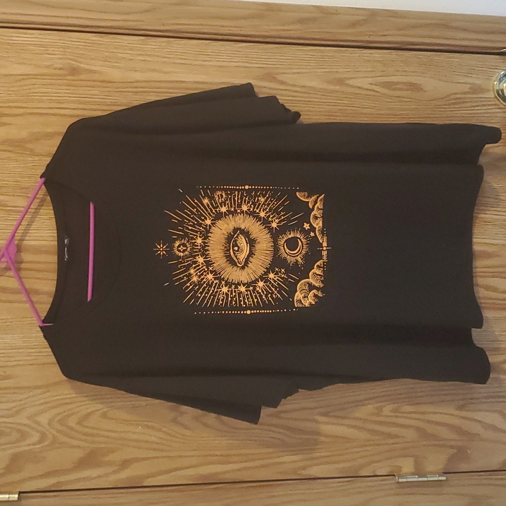 Witchy t-shirt new without tags